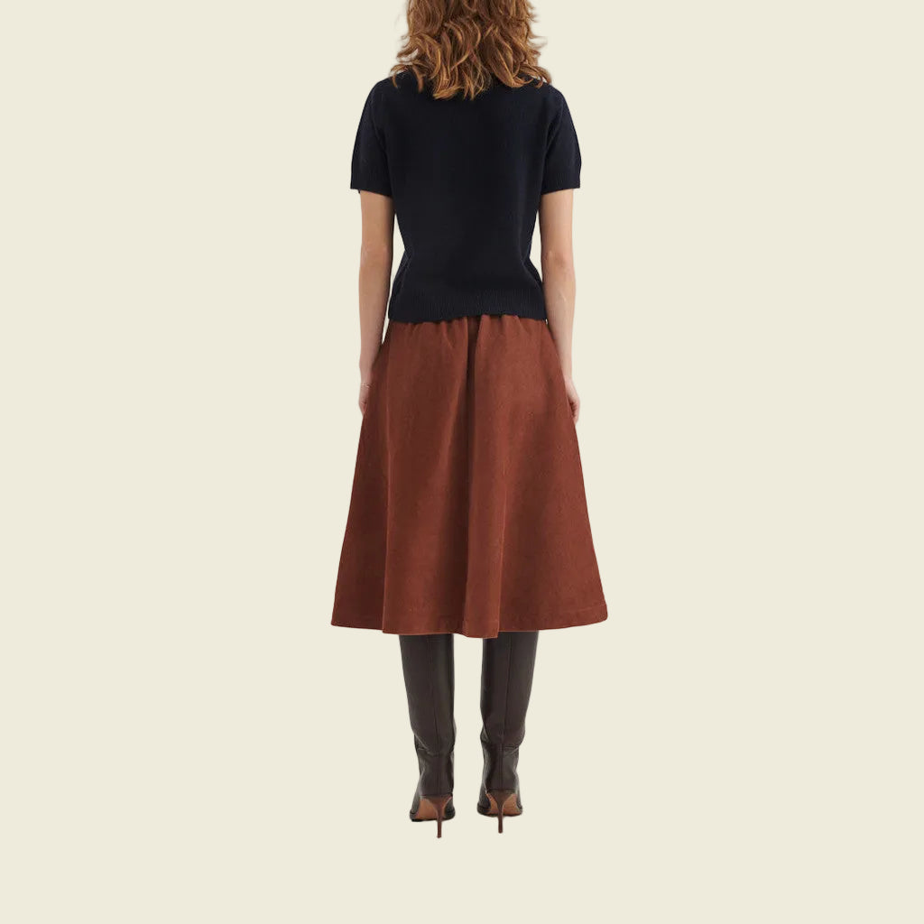 Basic Apparel - Millu Skrit