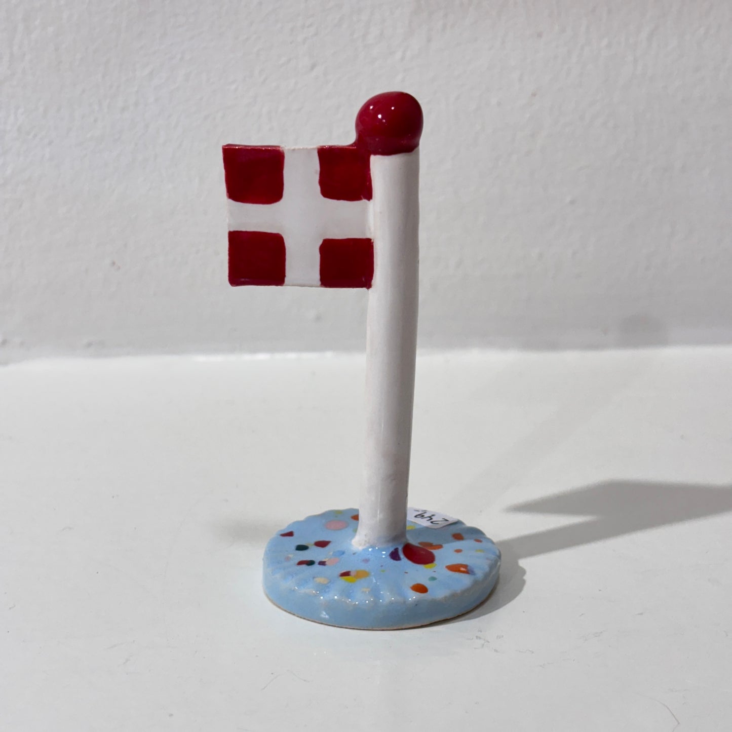 The Clay Play - 249 kr. Keramik Flag