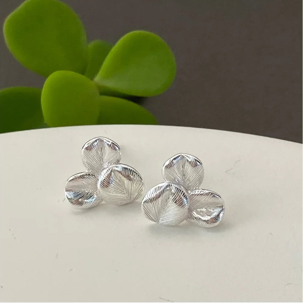 Lone P - Lucia Ørestik