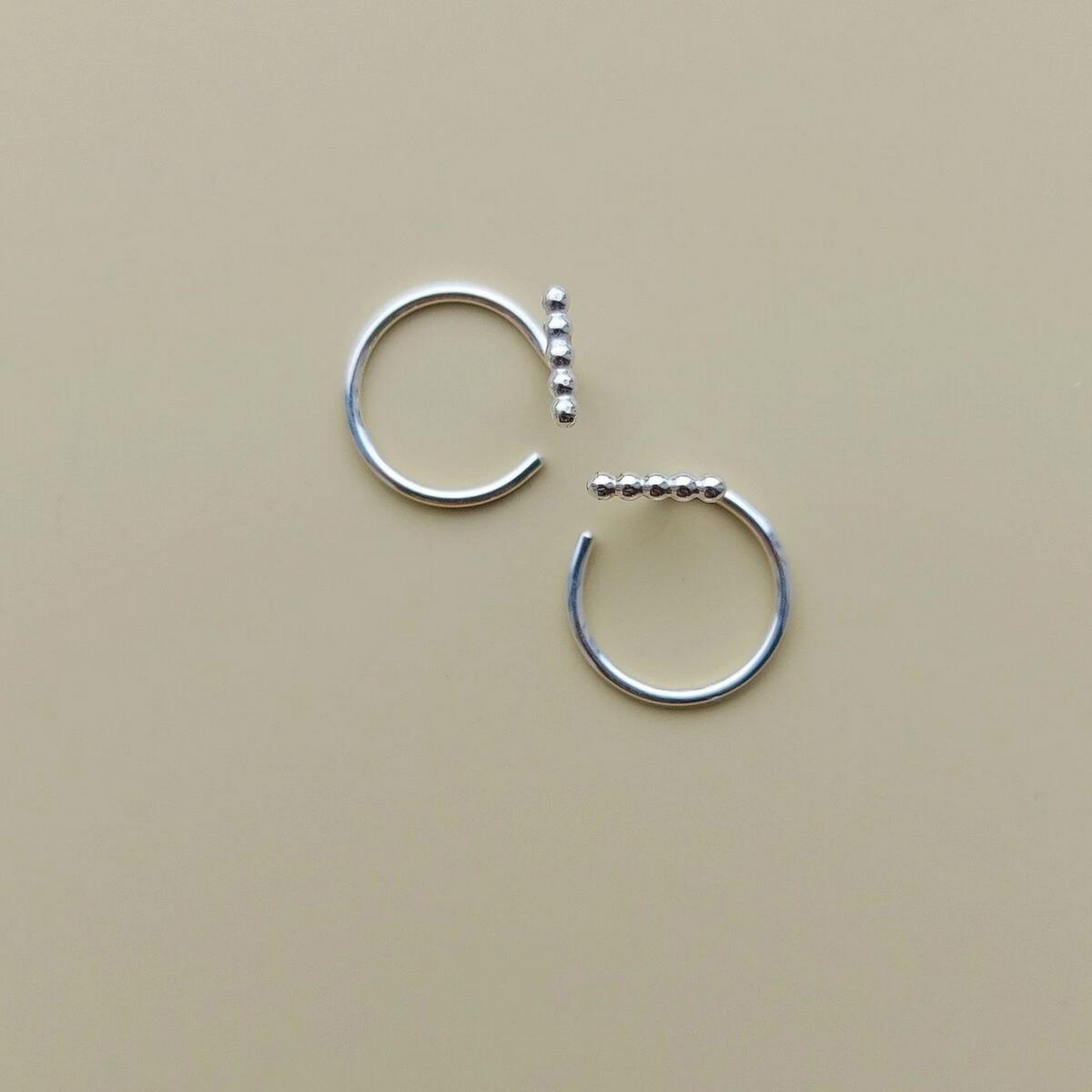 Soebye-jewellery - One Piece Perletråd Øreringe