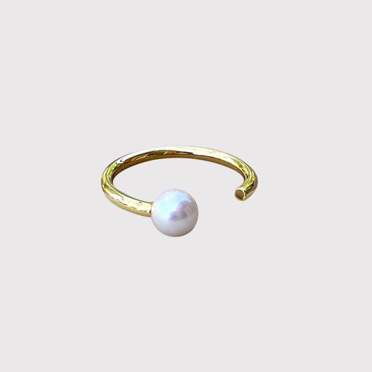 Lone P - Simple Pearl ring