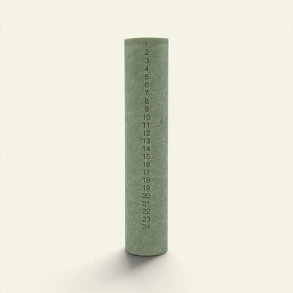 Kunstindustrien - Moss Green Upcycled Wax Kalenderlys
