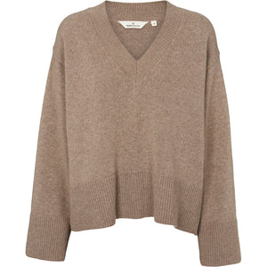 Basic Apparel - Cady V-Neck sweater