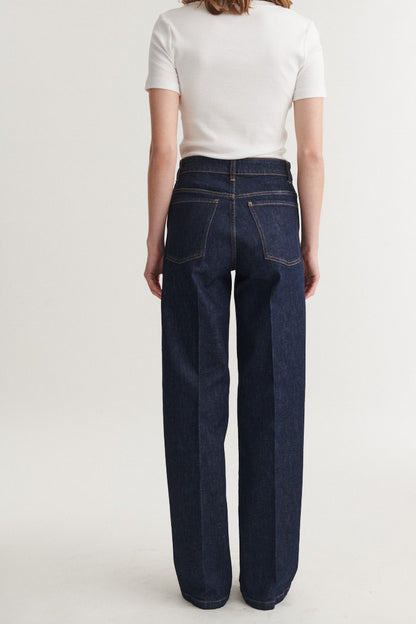 Basic Apparel - Enya Rinse Wash Jeans