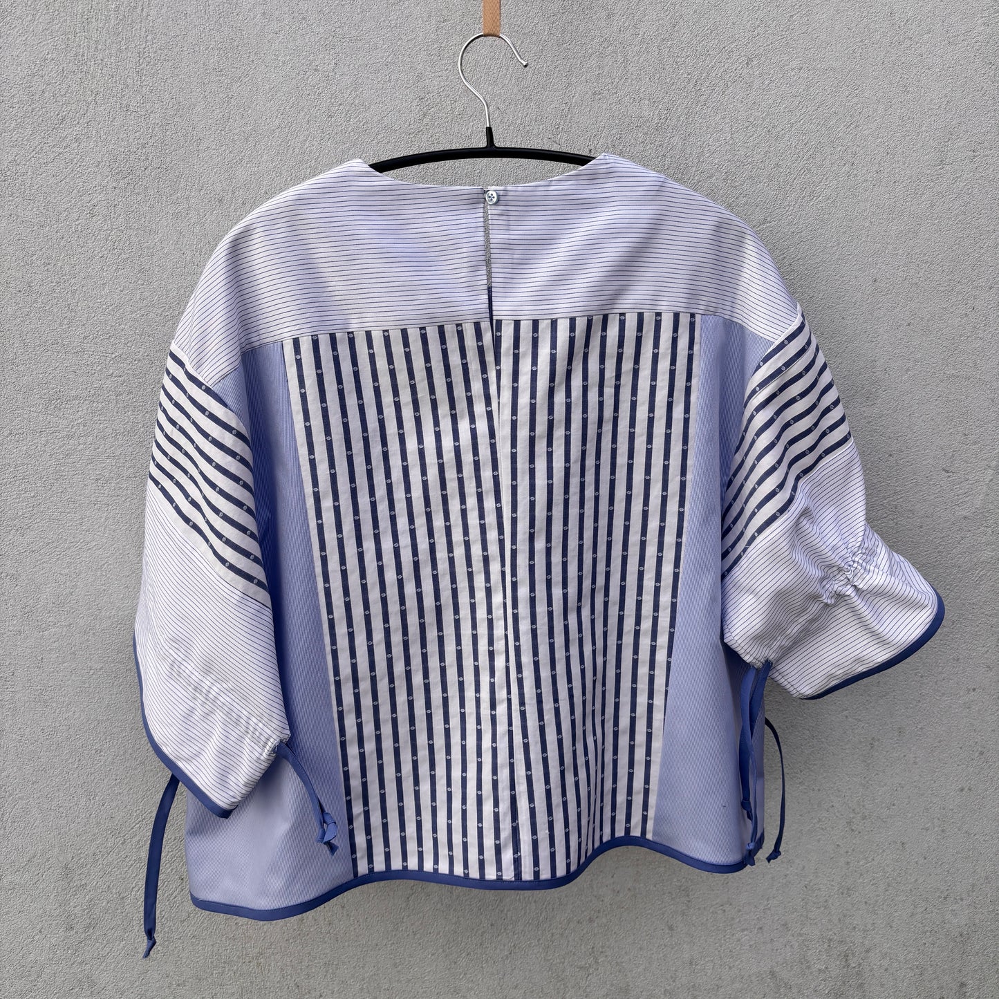 Yours to complete - #4 Justerbar bluse