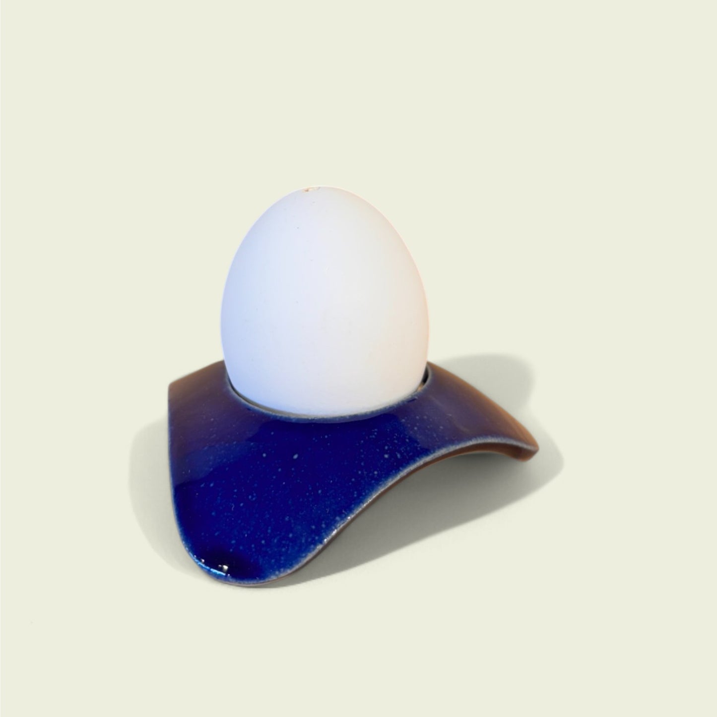 Formfast - Æggebæger