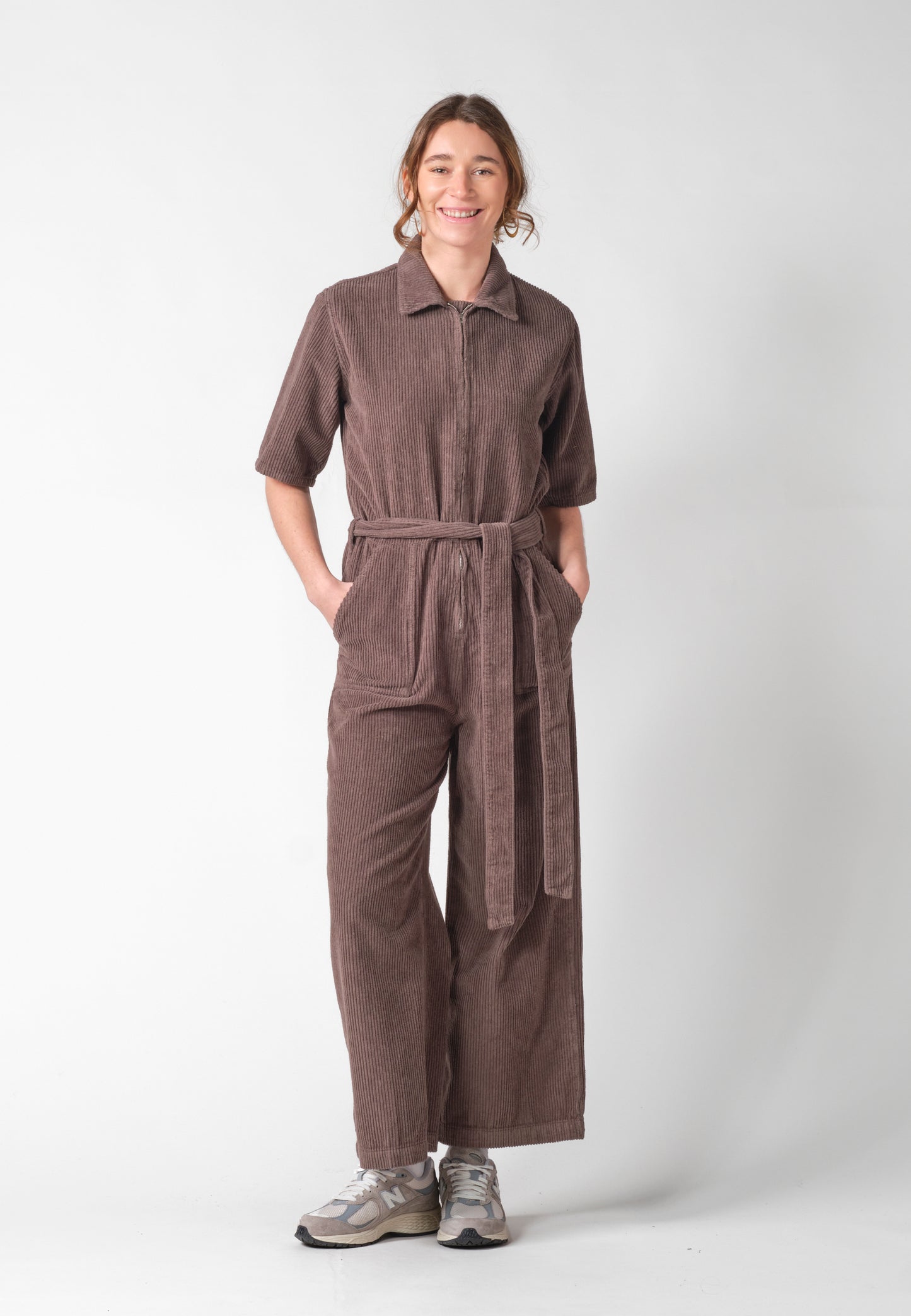 Klitmøller Collective - Asta fløjls jumpsuit Taupe