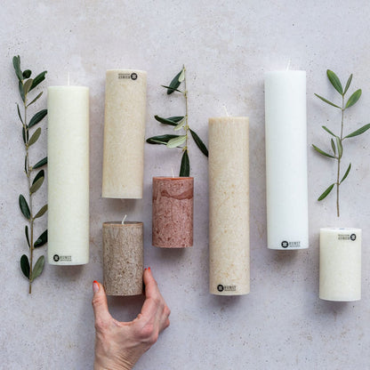 Kunstindustrien - Upcycled Olive Wax Lys 25 cm.