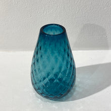 Indlæs billede til gallerivisning Blæs - Diamond Vase Medium
