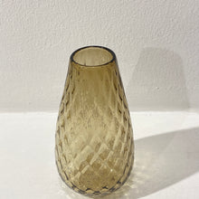 Indlæs billede til gallerivisning Blæs - Diamond Vase Medium
