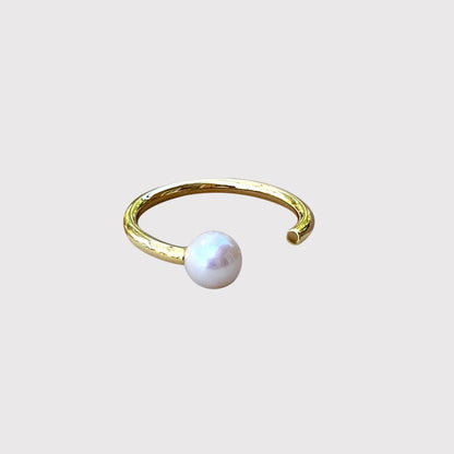 Lone P - Simple Pearl ring