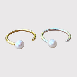 Lone P - Simple Pearl ring